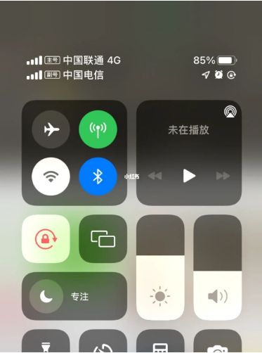 东城街道苹果手机维修分享iPhone双卡信号解决办法 