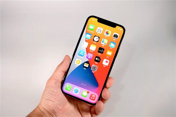 东城街道苹果手机维修分享iOS 14.2修订版已到，专属iPhone 12系列 